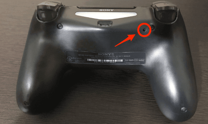 Cum să remediați problema cu lumina roșie a controlerului PS4?  [Soluții încercate și testate]