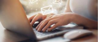 Cara Memadamkan Akaun Hotmail, Windows Live dan Outlook Anda secara Kekal