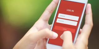 Autentificarea cu doi factori este mai ușoară cu LastPass Authenticator