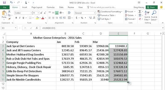 Come utilizzare la somma automatica in Excel 2016