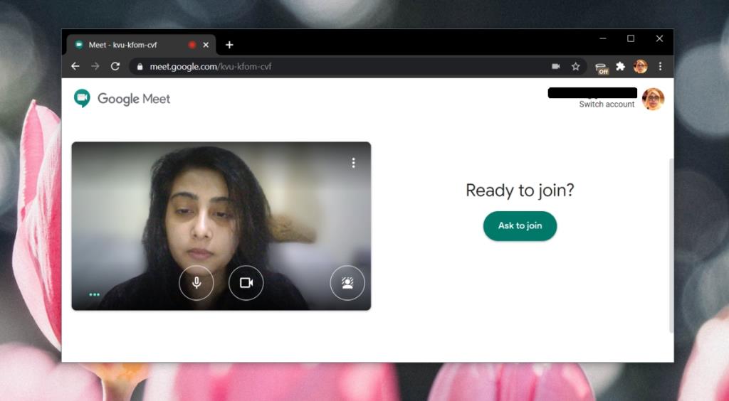 Cara mengaburkan latar belakang di Google Meet