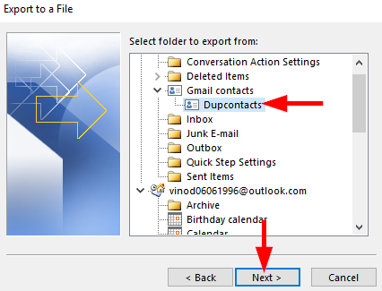 ¿Cómo fusionar y eliminar personas de contacto duplicadas en Outlook 365?