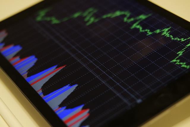 Scientifique des données vs analyste des données : les principales différences expliquées