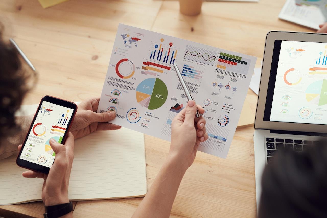 Scientifique des données vs analyste des données : les principales différences expliquées